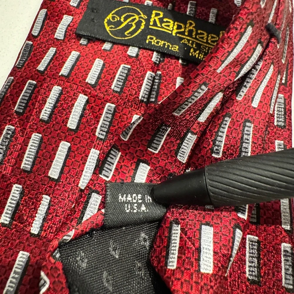 Raphael Silk Tie Mens Red Geometric Bar Pattern Made in USA Roma Milano